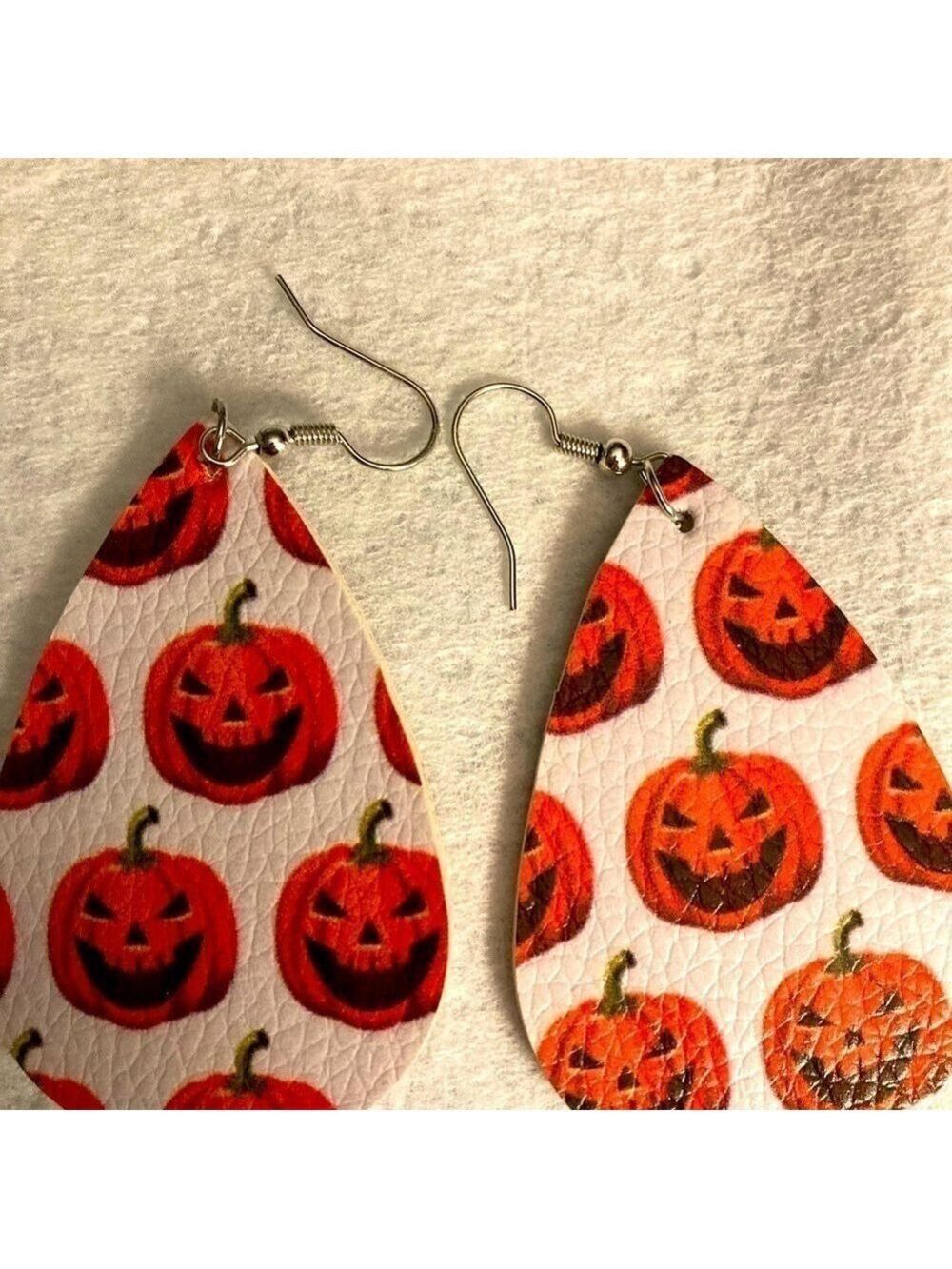 Pumpkin Earrings 2 1/4”